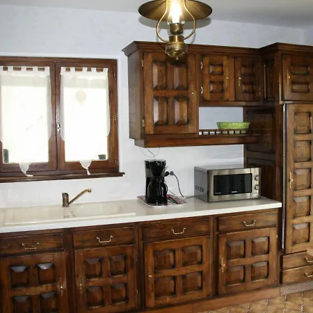 Avec Jardin Clos, Terrasse Et Wi-fi, Proche De Verdun - Fr-1-585-42 Belleville-Sur-Meuse