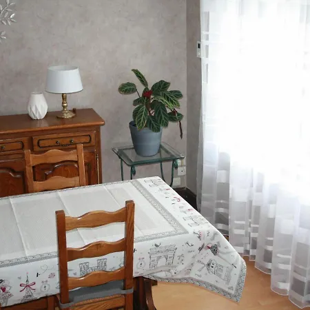 Avec Jardin Clos, Terrasse Et Wi-fi, Proche De Verdun - Fr-1-585-42 Holiday home *