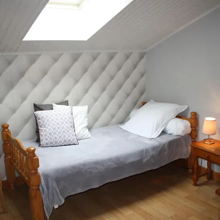 Εξοχικό σπίτι Avec Jardin Clos, Terrasse Et Wi-fi, Proche De Verdun - Fr-1-585-42 *