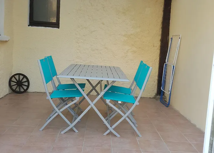 Avec Jardin Clos, Terrasse Et Wi-fi, Proche De Verdun - Fr-1-585-42