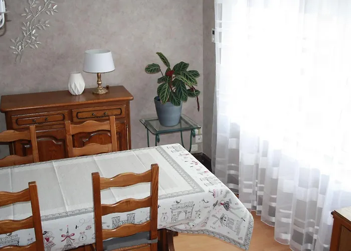 Avec Jardin Clos, Terrasse Et Wi-fi, Proche De Verdun - Fr-1-585-42